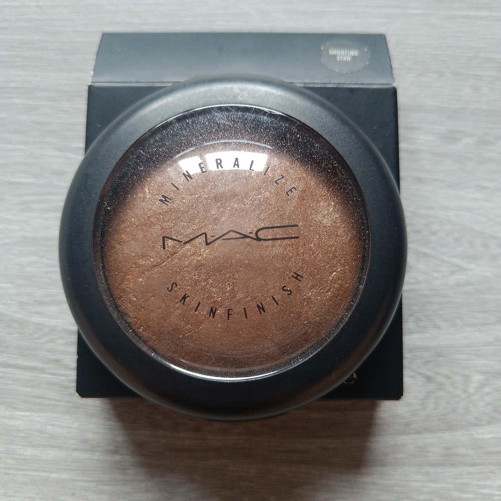 MAC Cosmetics Mineralize Skinfinish Highlighter - Shooting Star 18